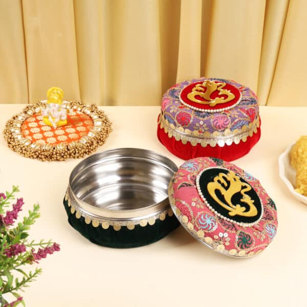 Luxury Velvet Ganesha Ladoo Boxes - Image 3