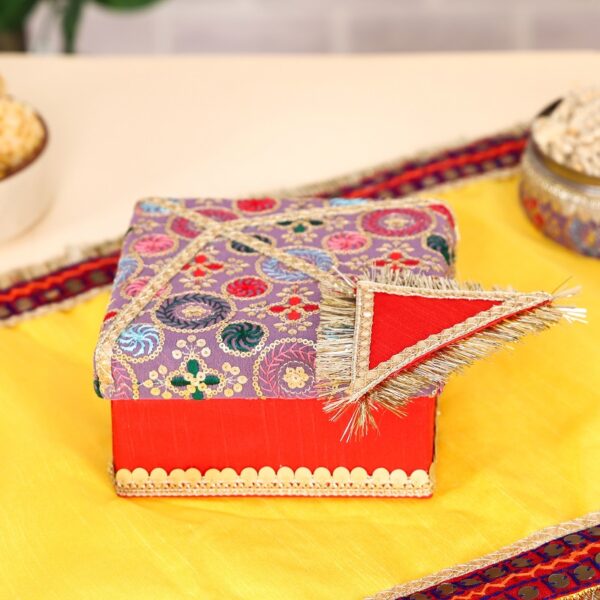 Makar Sankranti gift boxes