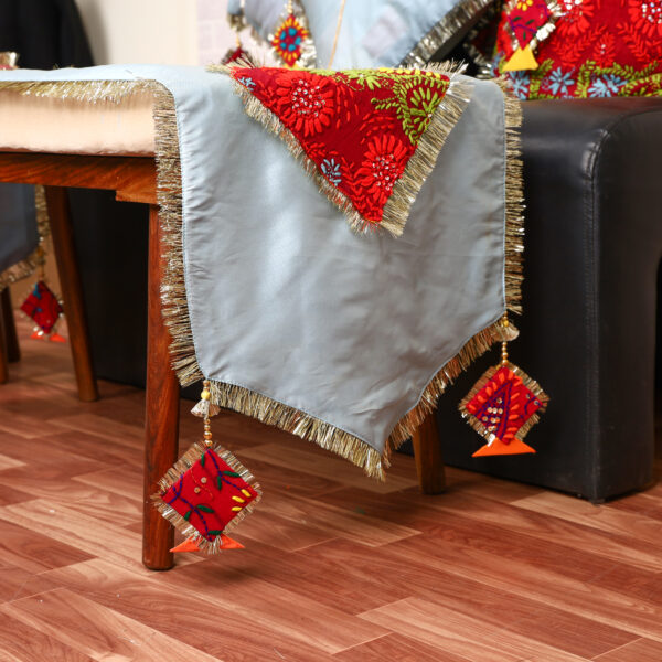 table runner